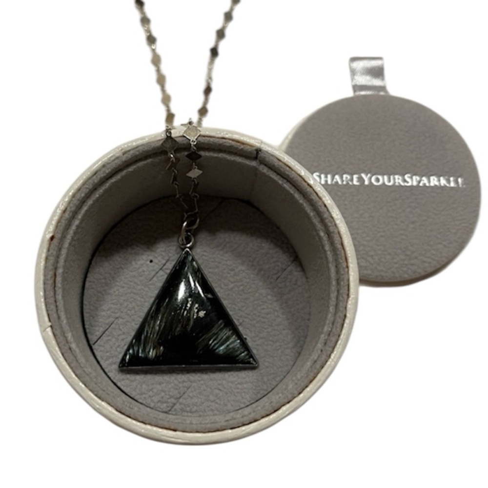 Hillberg & Berk 925 Sterling Silver Black triangle pendant Necklace. Bold